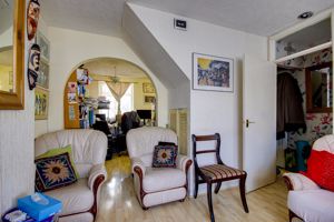 Photo 9- click for photo gallery